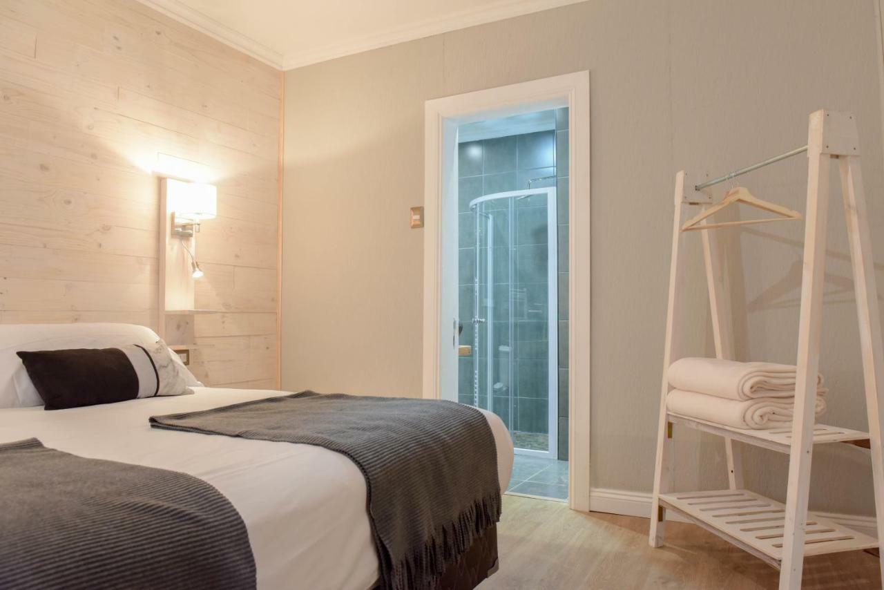 Hostal Boutique Puerta Roja Πούντα Αρένας Εξωτερικό φωτογραφία